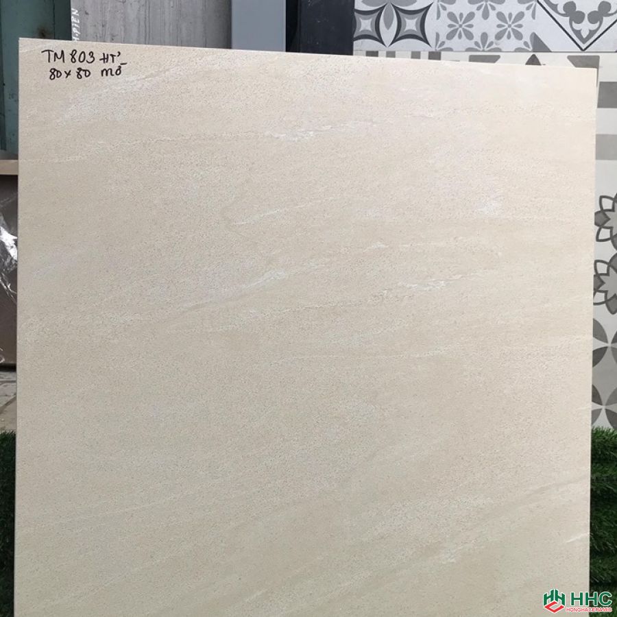 Gạch lát nền phòng khách 80x80 HT TM803 Mờ